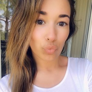 Meet your Posher, Ally